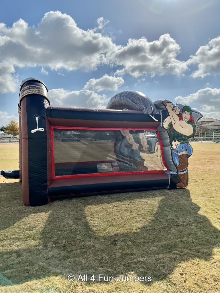 Axe Throwing Excitement Awaits in Temecula, Menifee & Beyond!