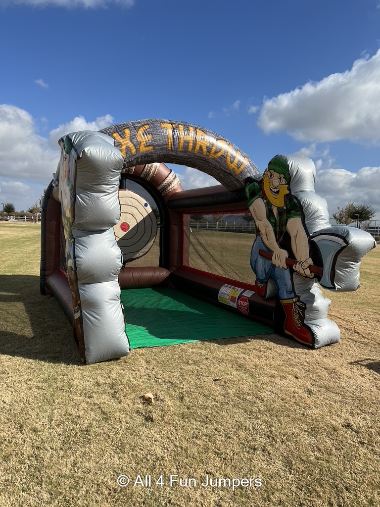 Axe Throwing Excitement Awaits in Temecula, Menifee & Beyond!